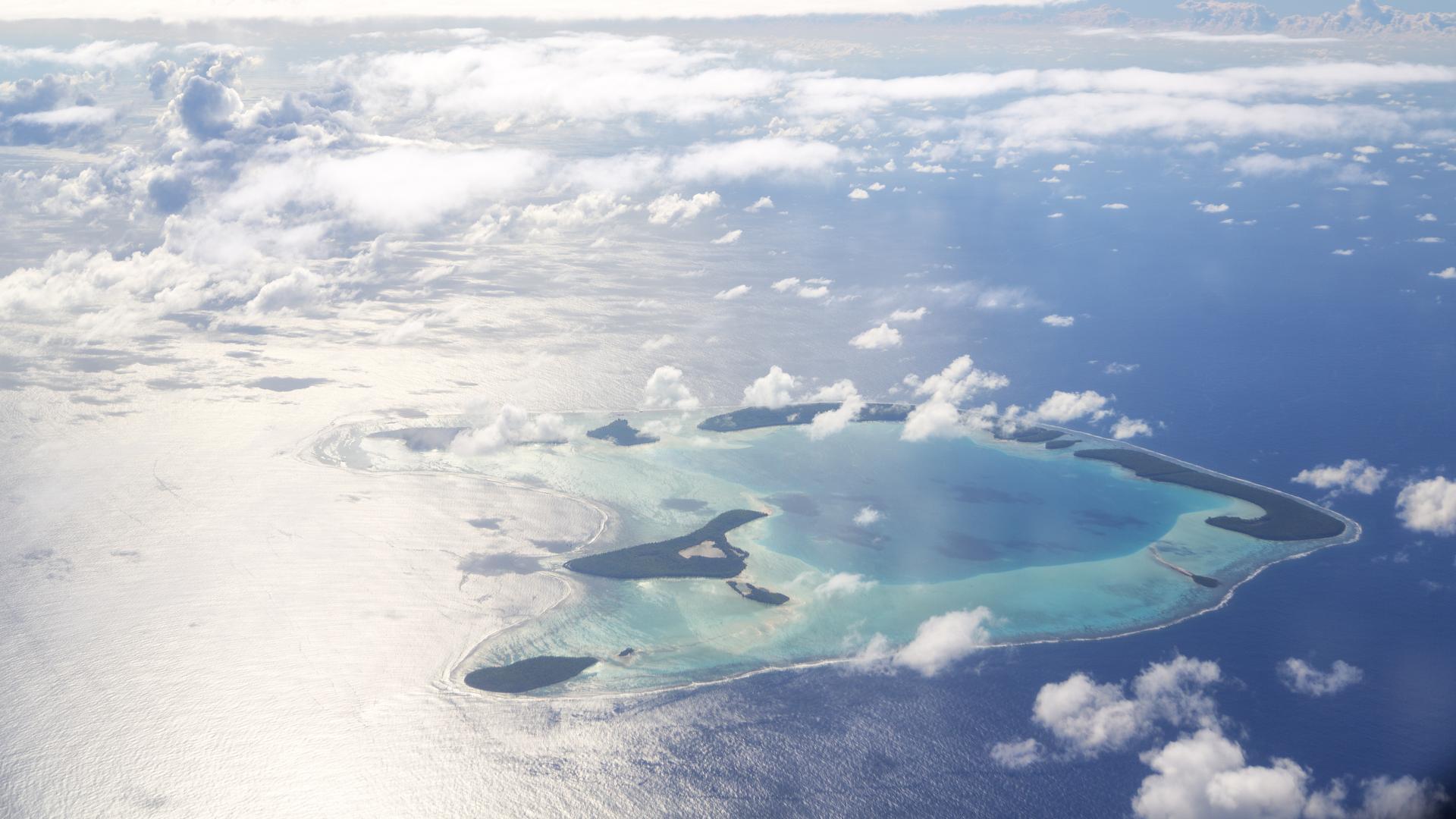 Polynesia Hidden Beaches
