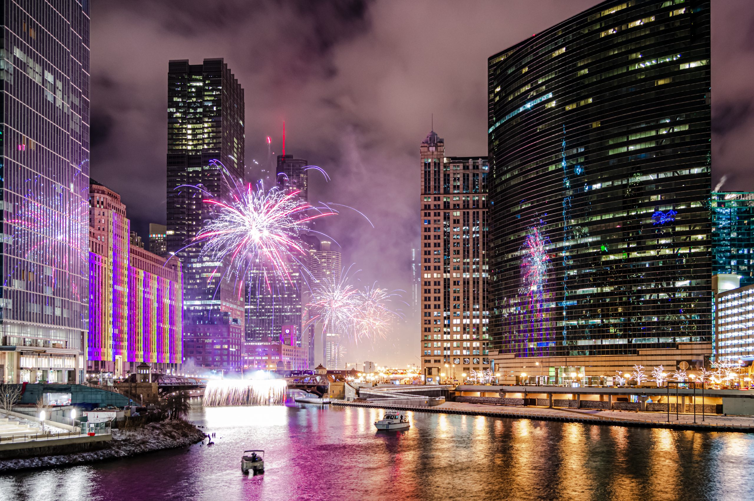 Chicago Fireworks Display 2022 On Chicago River