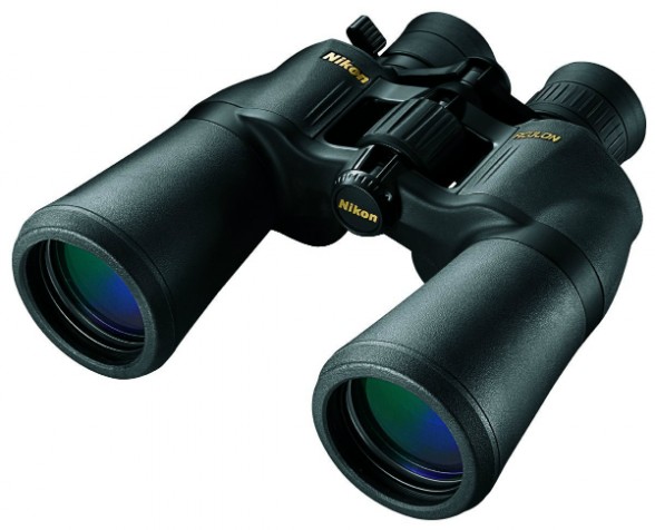 This is a good set of zoom 10-22 X 50 binoculars -- but they’re intended for use on land, not on a rocking boat. Either a stabilized pair, or a pair with no more than 7 X magnification will serve boaters much better. Photo courtesy of Nikon.