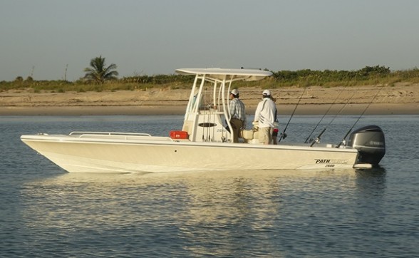 Equally at home in shallow coastal waters or just offshore in the deep, the Pathfinder 2600 TRS packs a lot of comfort into a capable fishing package. All photos courtesy of Maverick Boat Company.