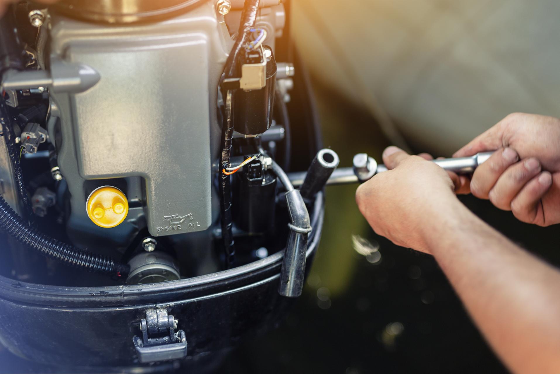 Tuning Up An Outboard Engine