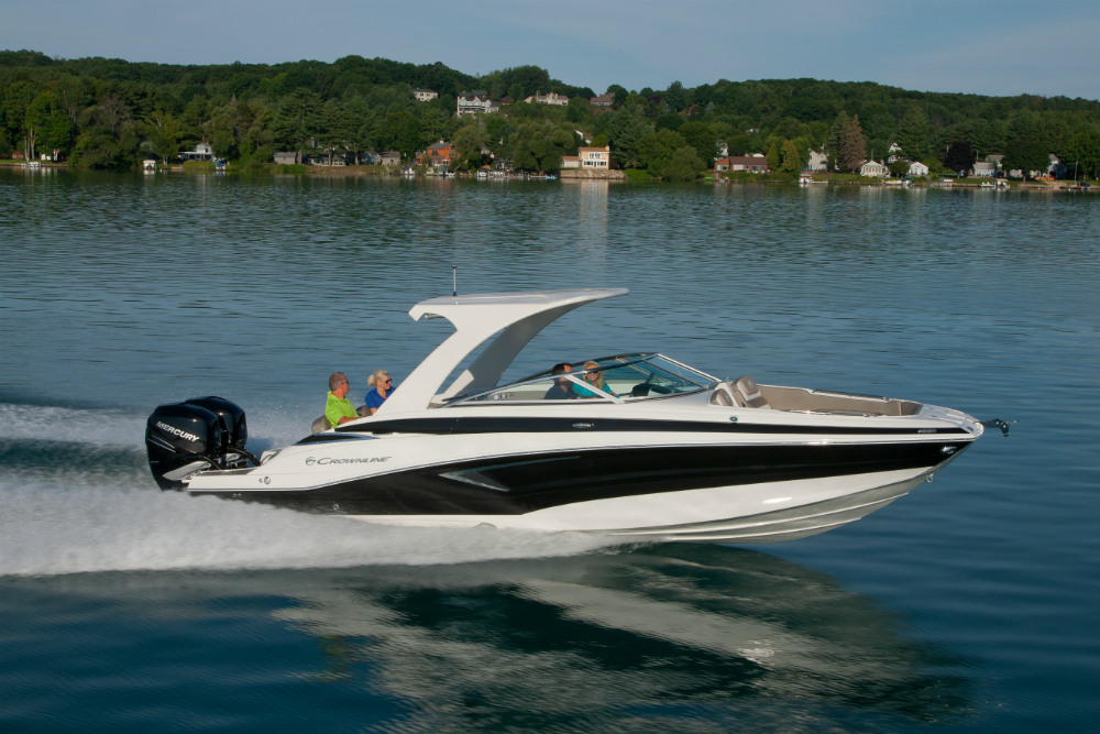 With options for up to 600 horsepower, the Crownline E-29 XS is a stunner in the performance department. Crownline photo.