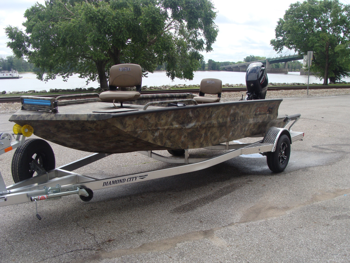 excel 1860 viper hunting boat