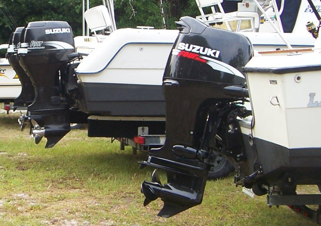 outboards on boats